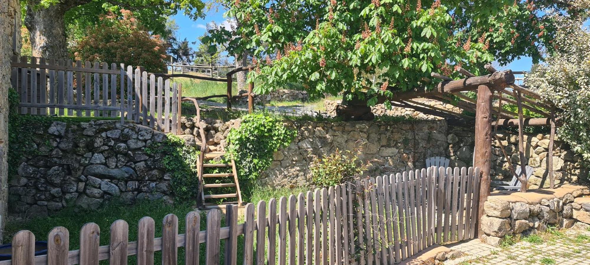 Gites Domaine De Silhac Ardeche Exterior foto